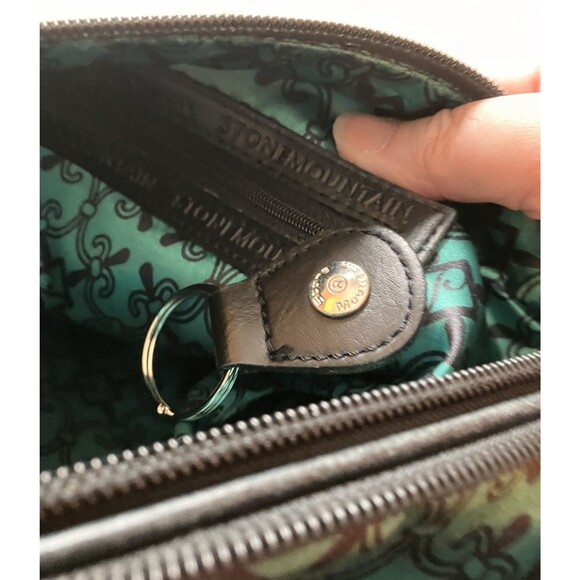 Stone Mountain Black Leather Hobo Crossbody Shoulder Bag Purse Buttery Soft - Picture 14 of 16